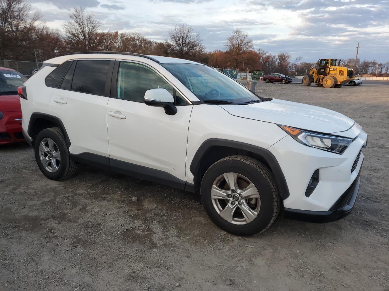 2020 Toyota RAV 4 - Image 4