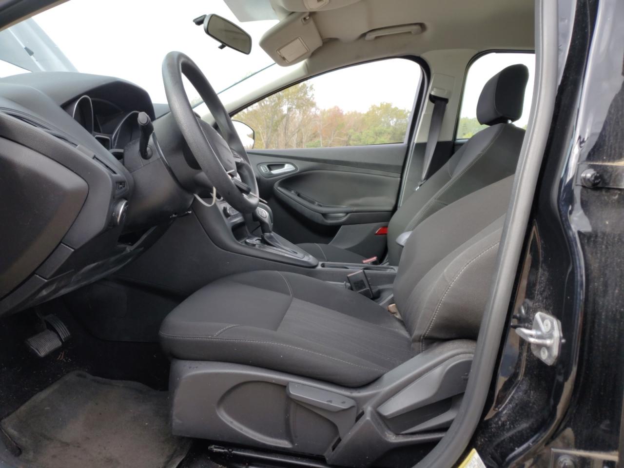2017 Ford Focus - Image 7