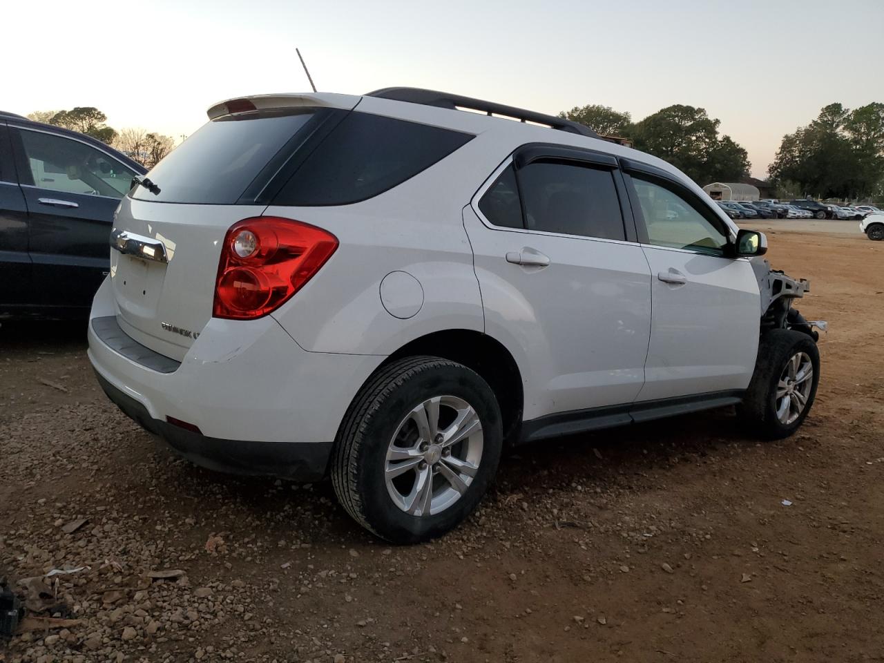 VIN 1GNALBEK5FZ103279 2015 CHEVROLET EQUINOX no.3