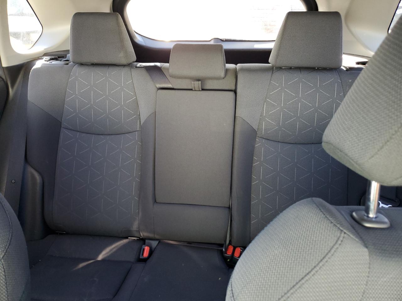 2019 Toyota Rav4 Xle VIN: JTMP1RFV0KD500738 Lot: 80703284