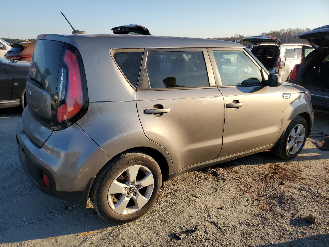 2017 Kia Soul VIN: KNDJN2A2XH7445513 Lot: 82475754