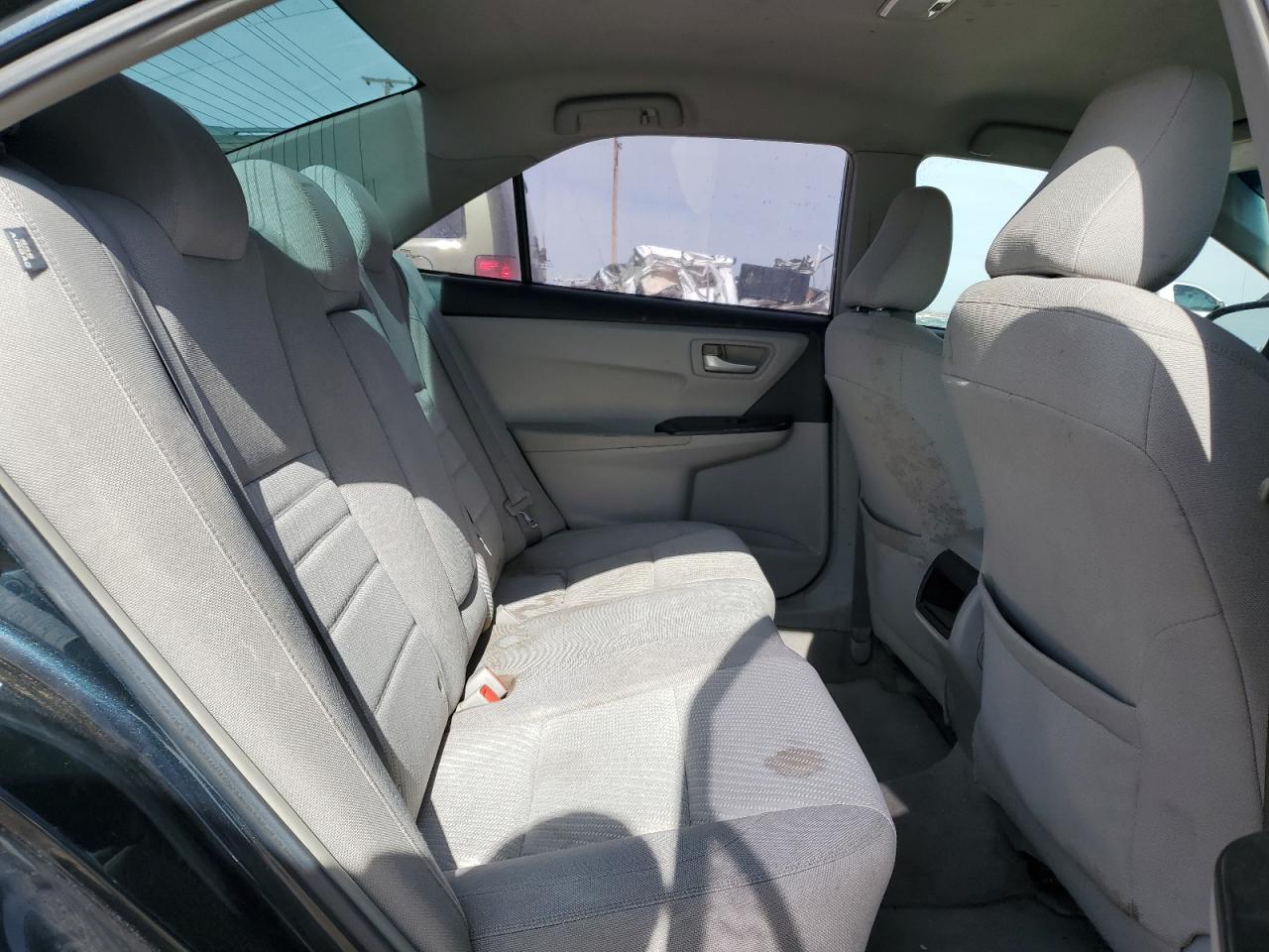 2015 Toyota Camry - Image 10