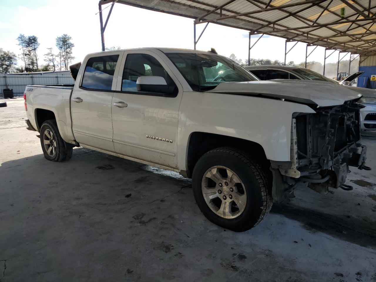 2017 Chevrolet Silverado - Image 4
