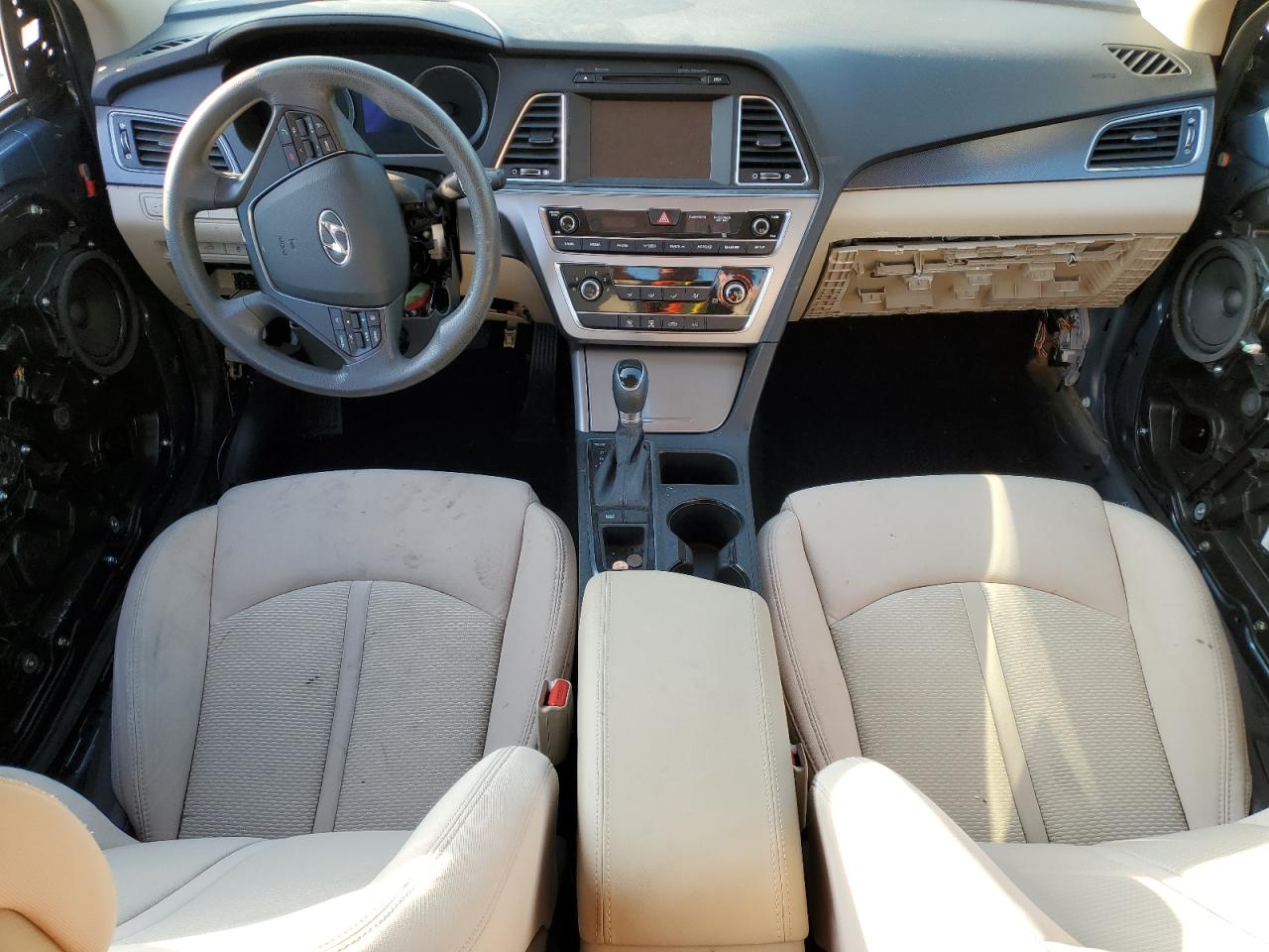 2017 Hyundai Sonata - Image 8