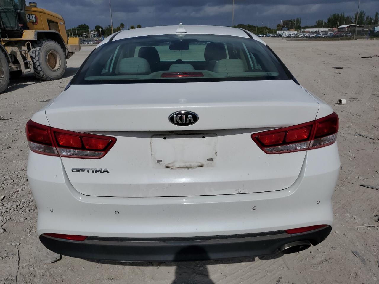 2018 Kia Optima Lx VIN: 5XXGT4L37JG251438 Lot: 80823664