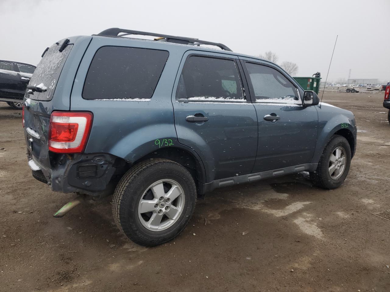 2011 Ford Escape - Image 3