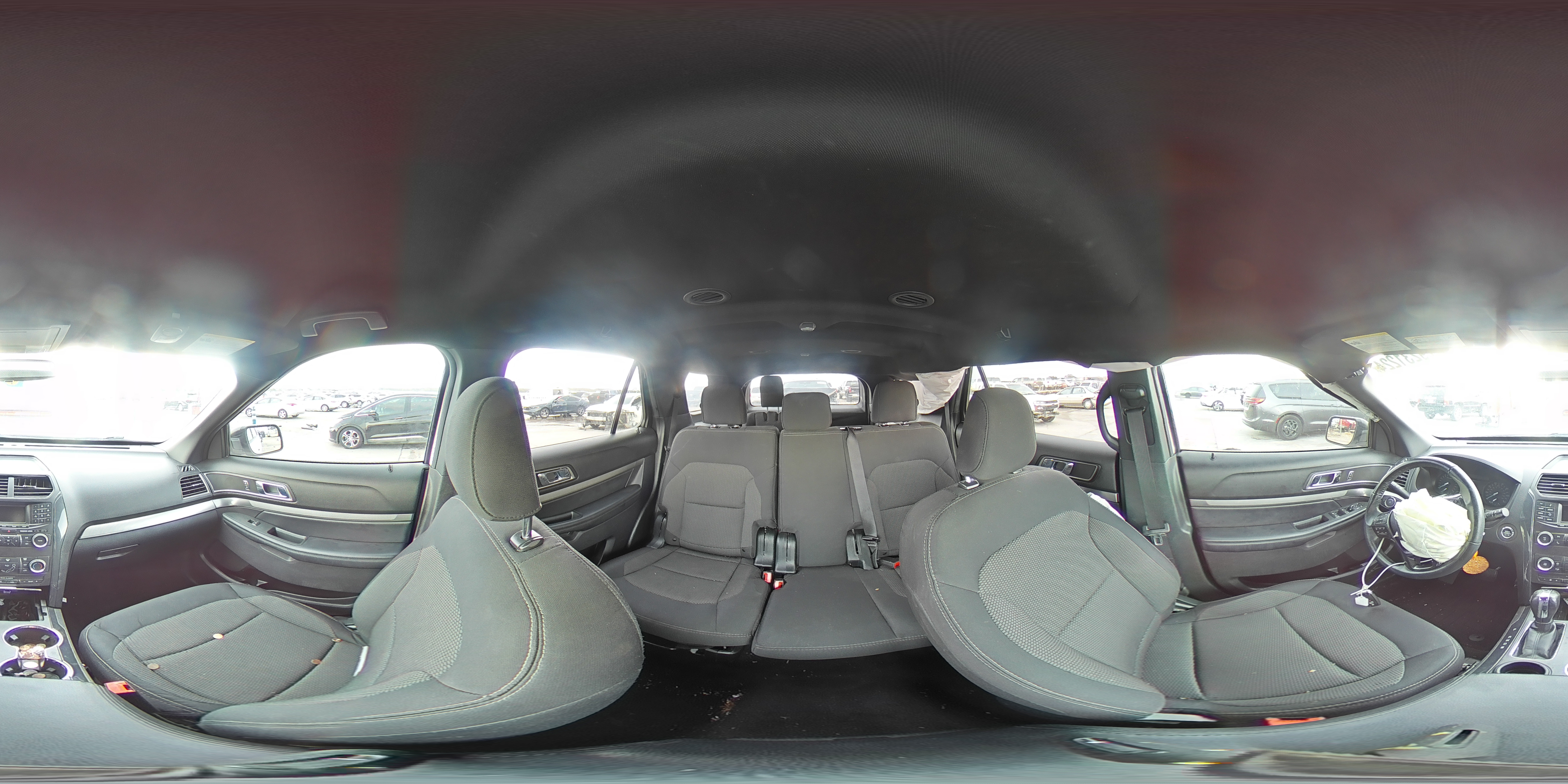 2019 Ford Explorer - Image 14