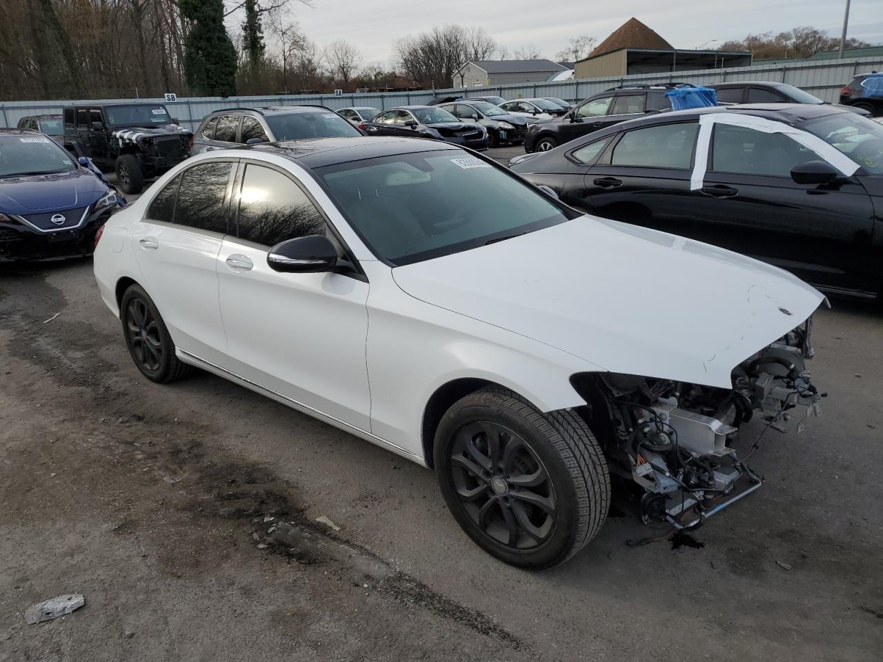 VIN 55SWF4KB0FU050551 2015 MERCEDES-BENZ C-CLASS no.4