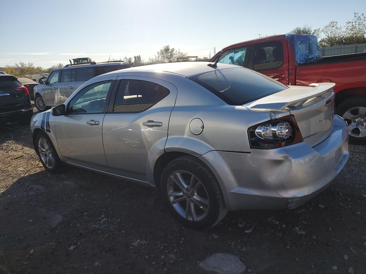 2011 Dodge Avenger - Image 2