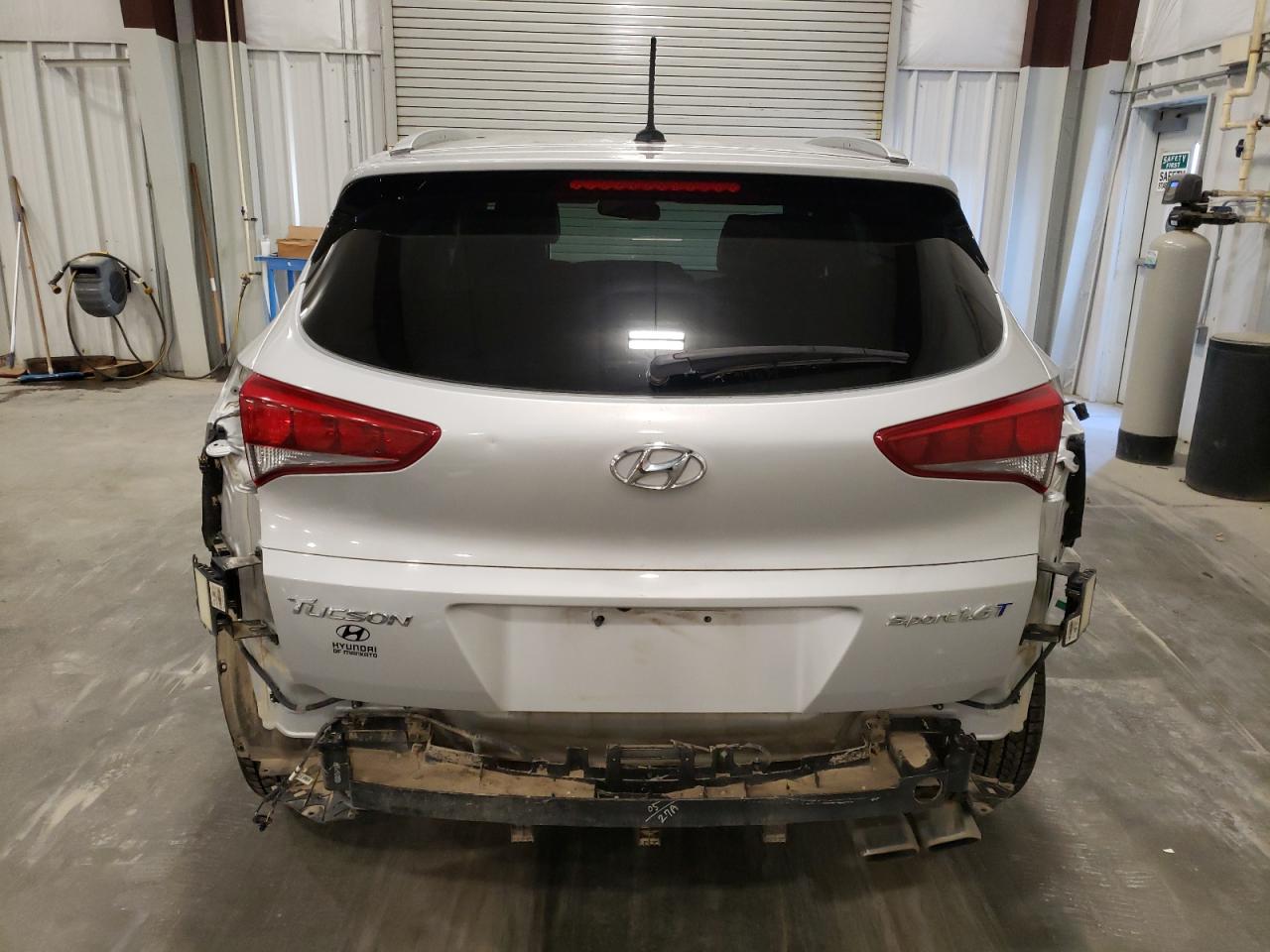 2017 Hyundai Tucson Limited VIN: KM8J33A23HU272037 Lot: 79914624