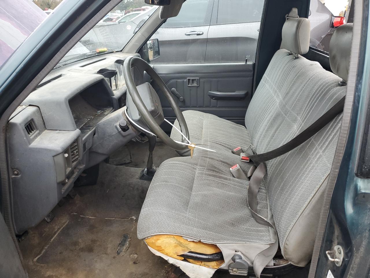 1993 Mitsubishi Mighty - Image 7