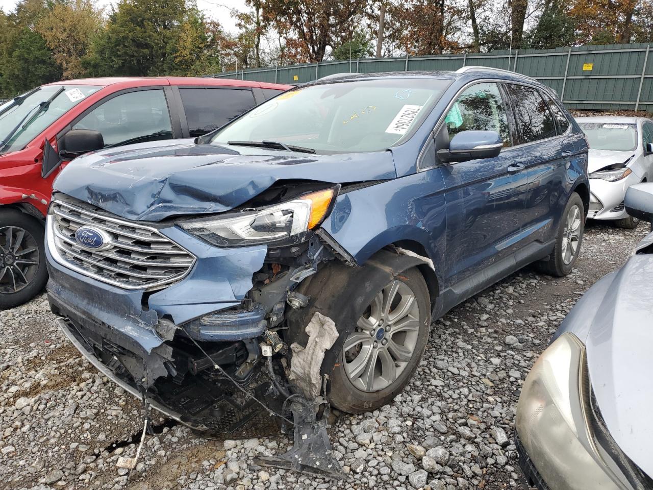 2019 Ford Edge - Image 1