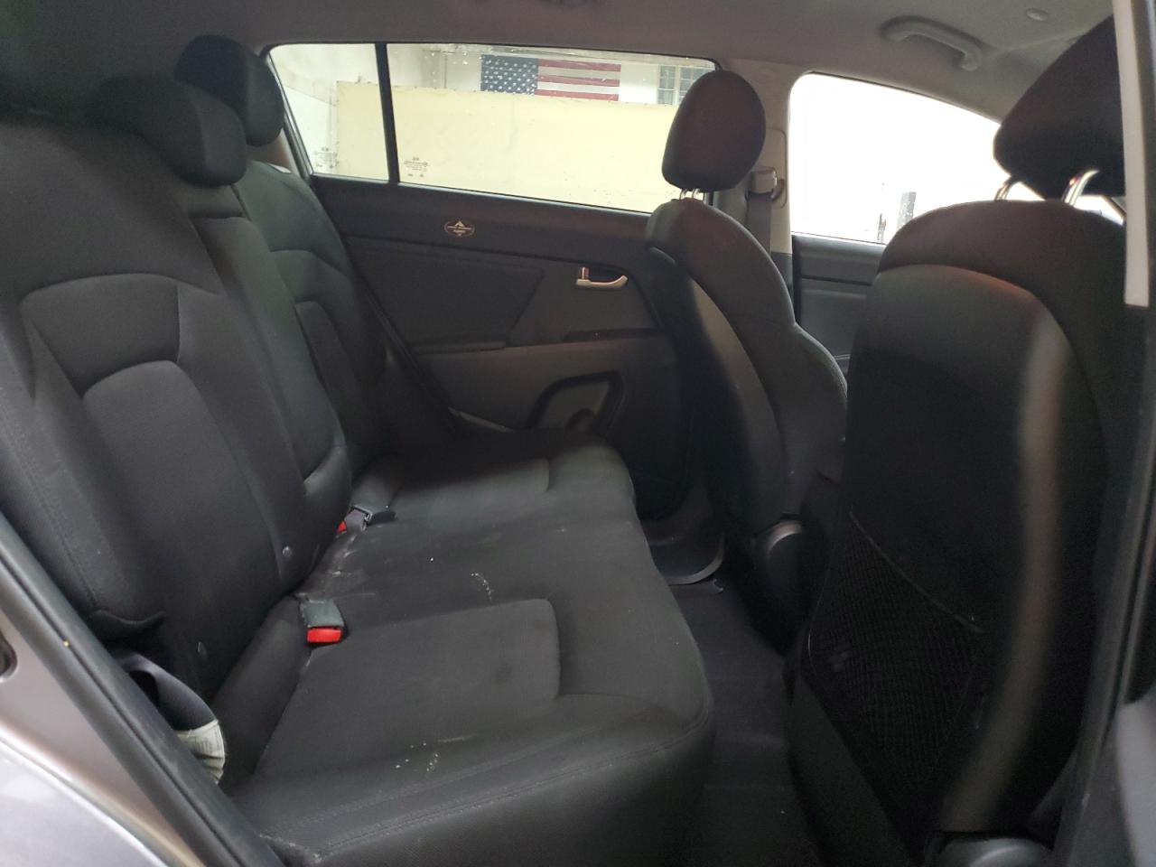 2011 Kia Sportage - Image 11
