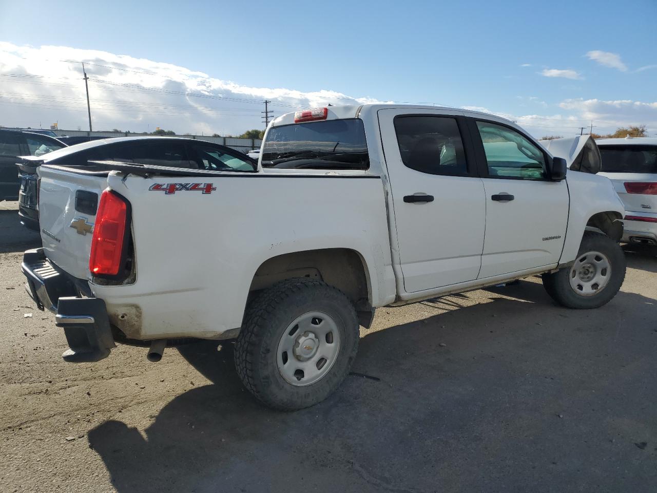 VIN 1GCGTBEN4J1250567 2018 CHEVROLET COLORADO no.3