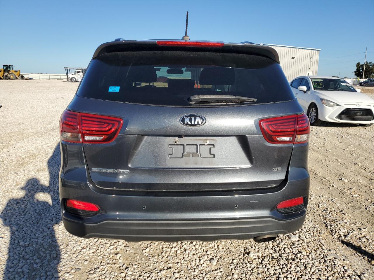 VIN 5XYPG4A55KG611540 2019 KIA SORENTO no.6