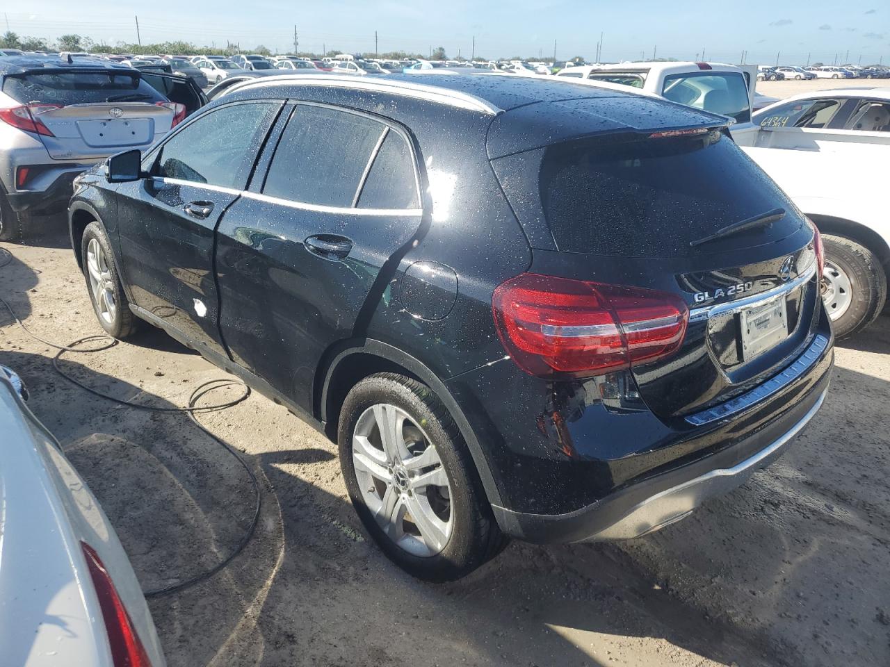 2020 Mercedes-Benz GLA-klasse - Image 2