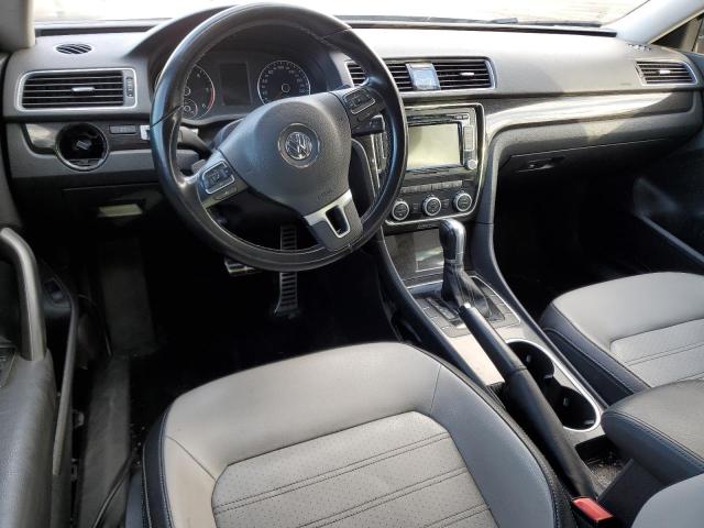 2015 VOLKSWAGEN PASSAT SE