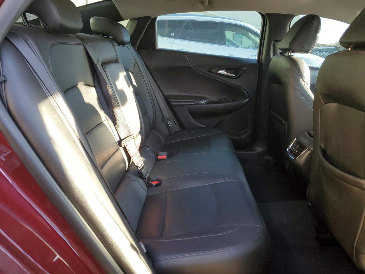 2016 Chevrolet Malibu - Image 10