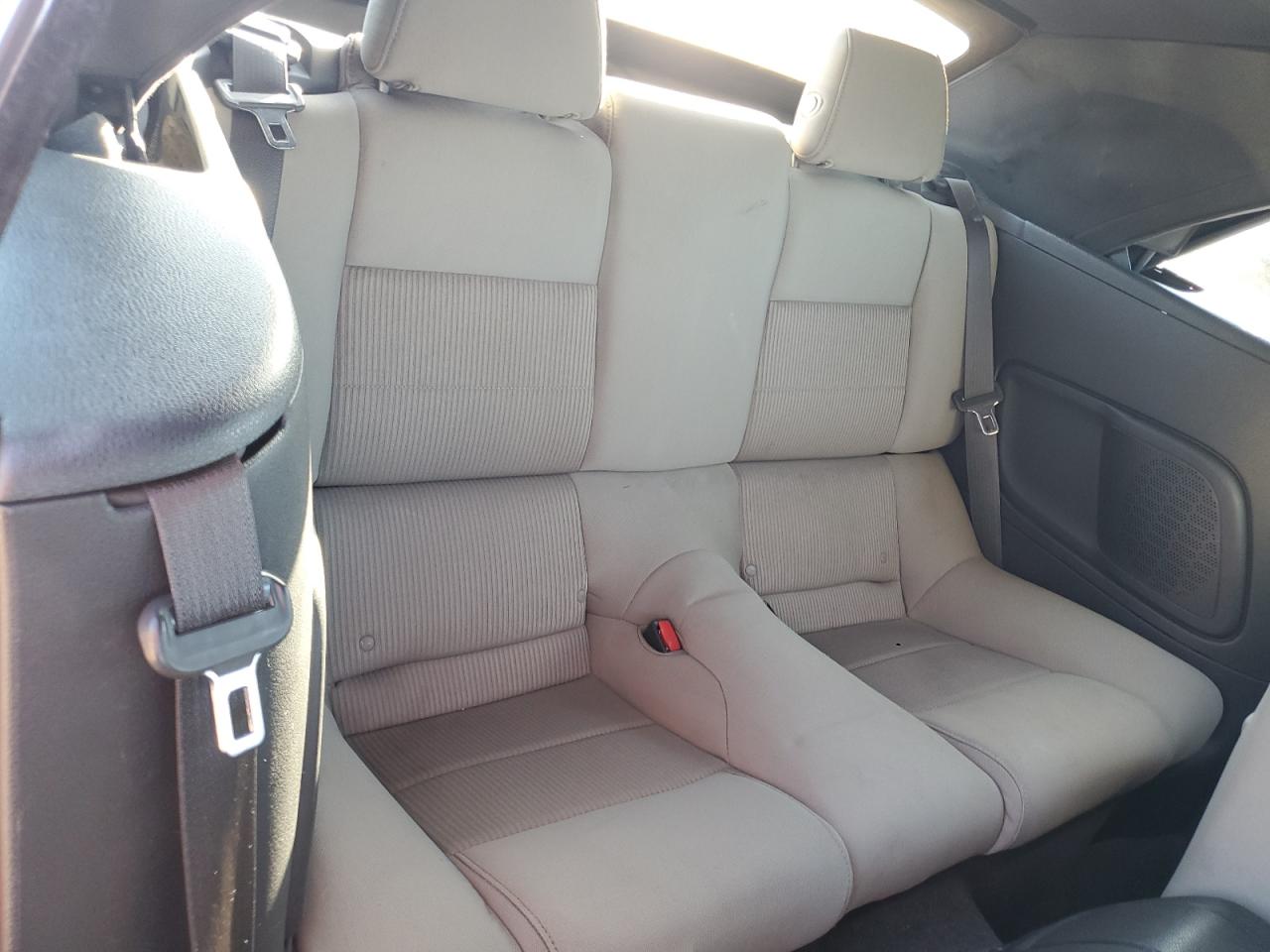 2014 Ford Mustang - Image 11