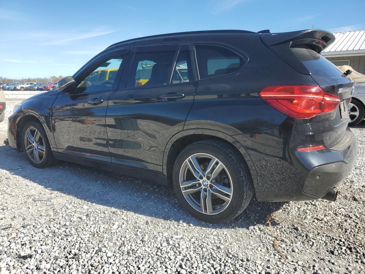 VIN WBXHT3C34G5F64688 2016 BMW X1 no.2