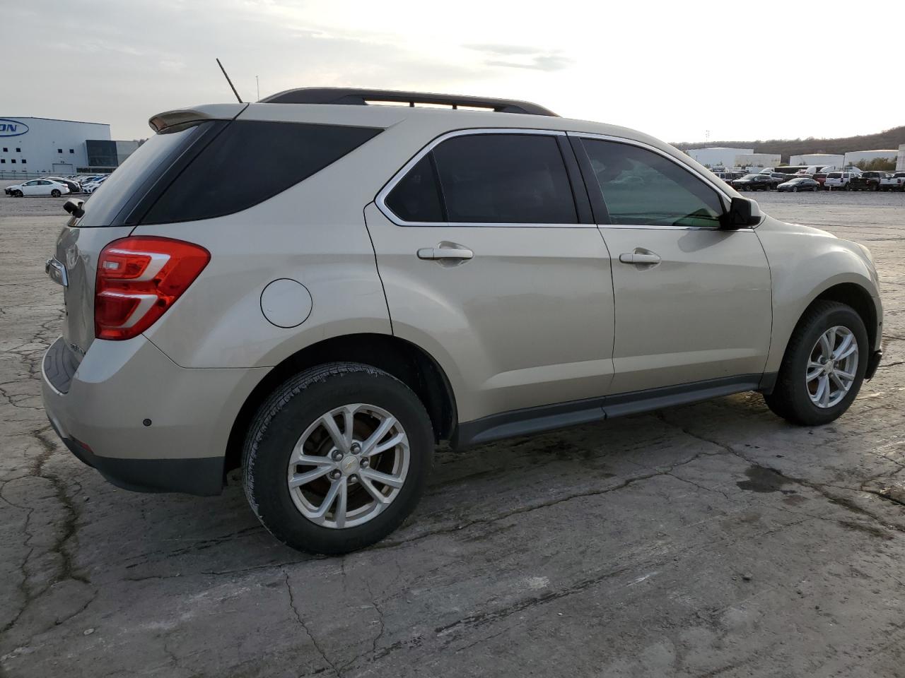 2016 Chevrolet Equinox - Image 3