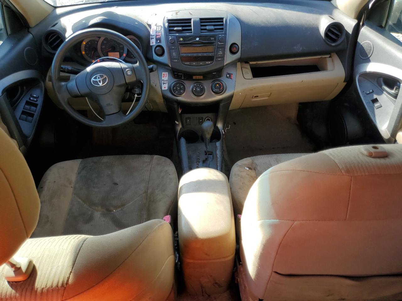 2010 Toyota RAV 4 - Image 8