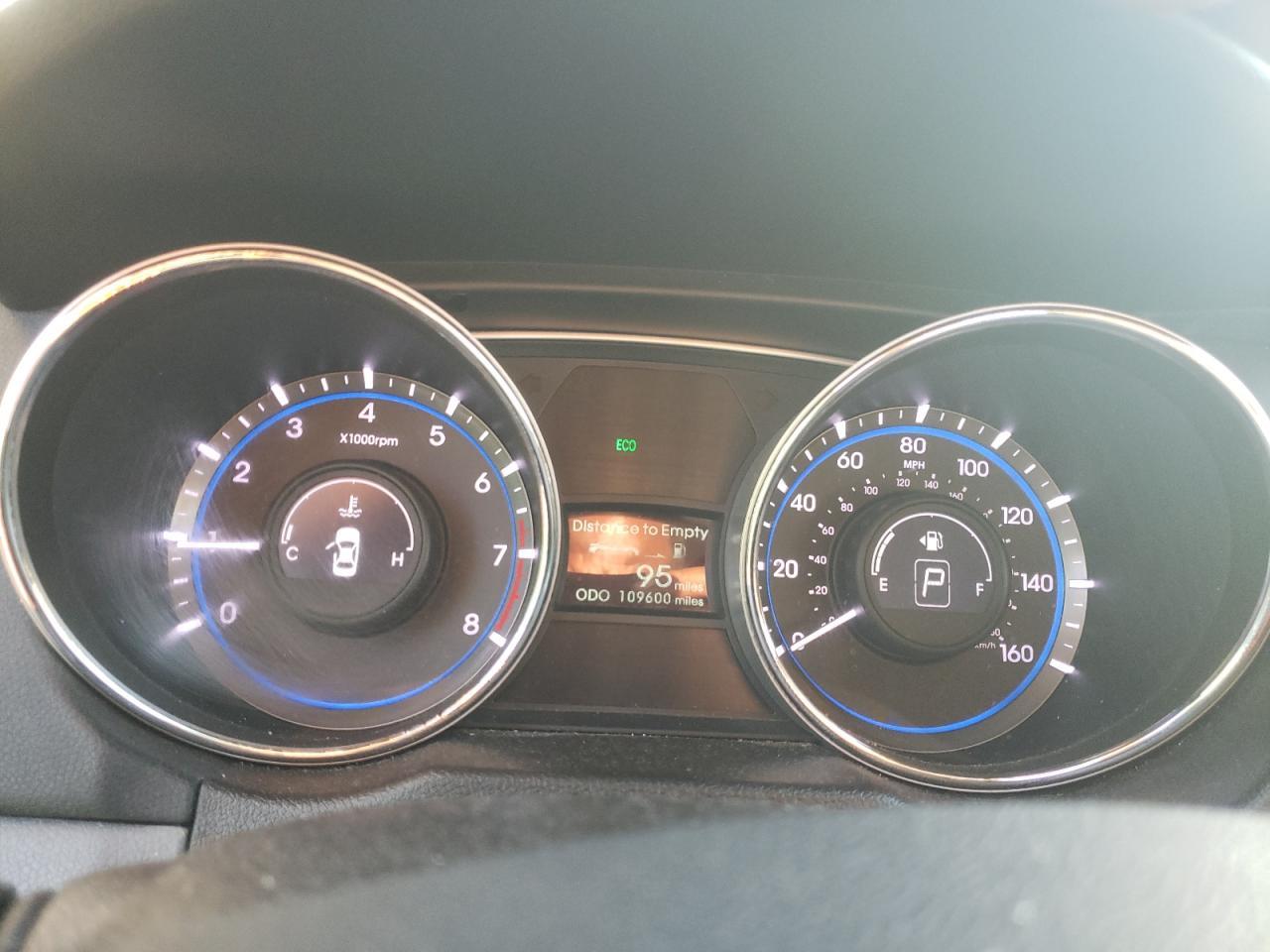 2014 Hyundai Sonata - Image 9