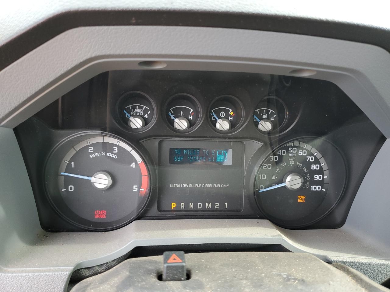2011 Ford F350 - Image 9