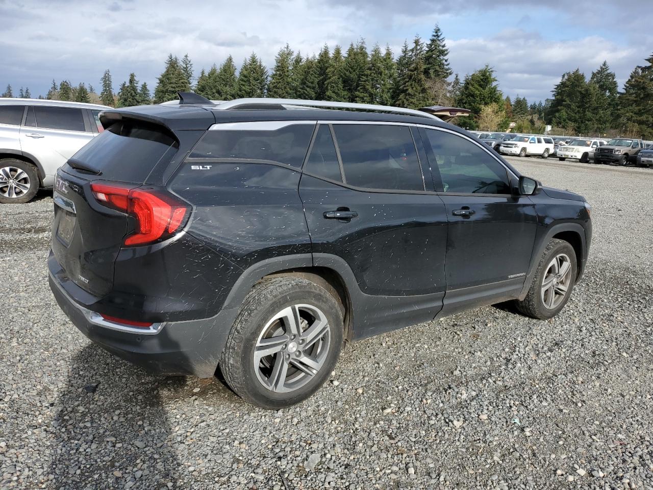 2018 GMC Terrain - Image 3