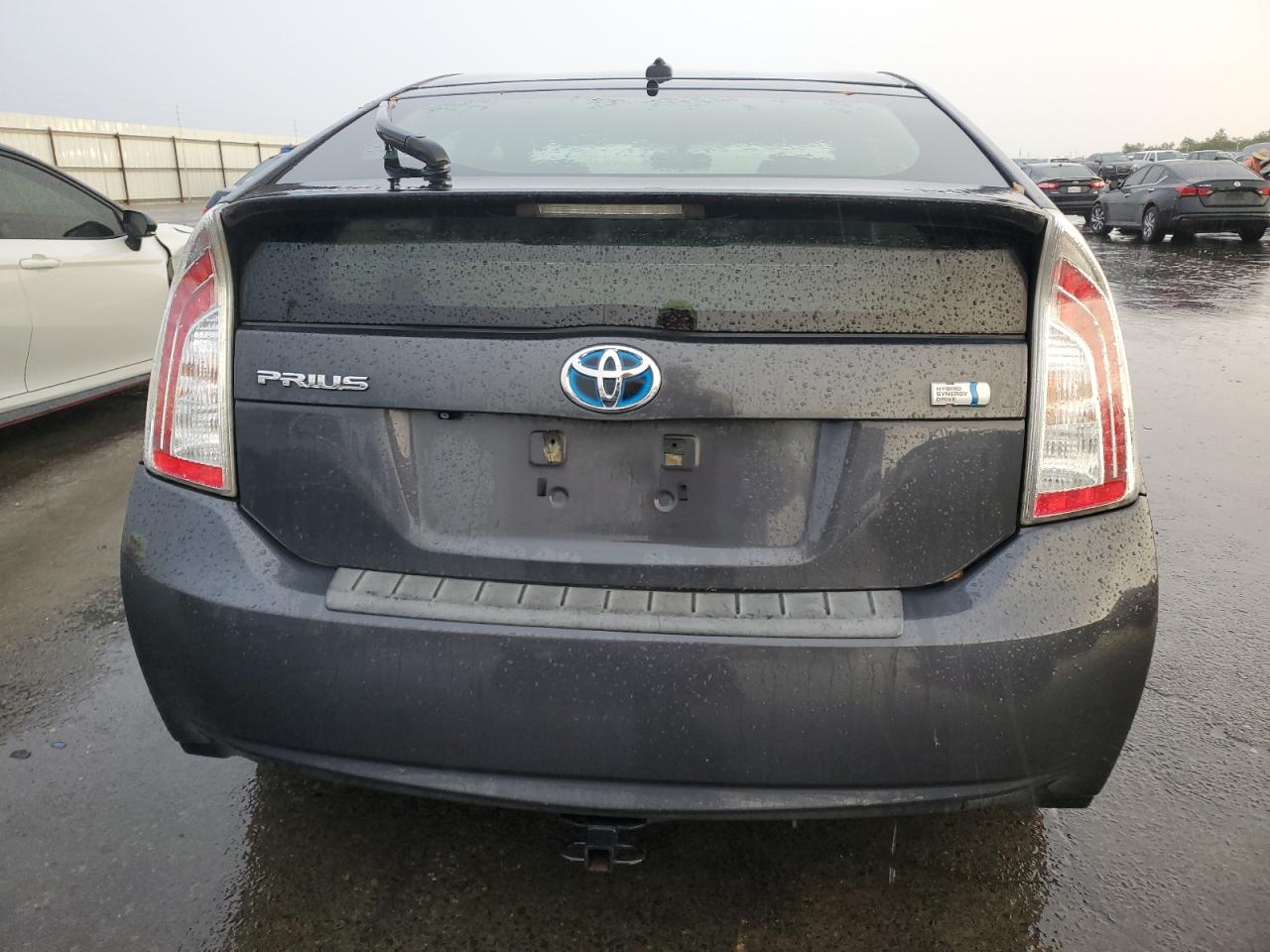 2013 Toyota Prius - Image 6