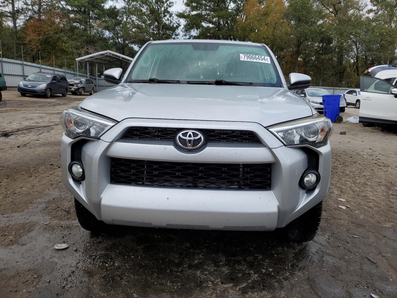 VIN JTEZU5JRXG5128860 2016 TOYOTA 4RUNNER no.5