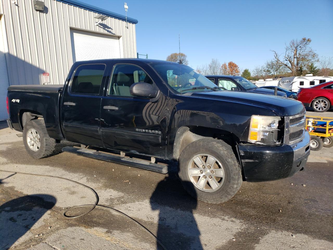 2011 Chevrolet Silverado - Image 4