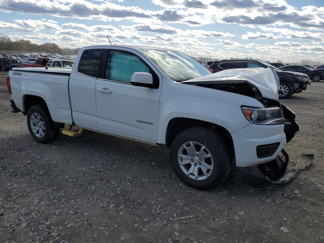 VIN 1GCHTCEA9L1150412 2020 CHEVROLET COLORADO no.4