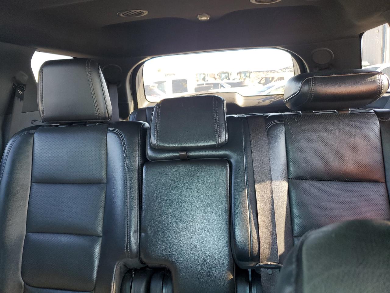 2012 Ford Explorer - Image 10