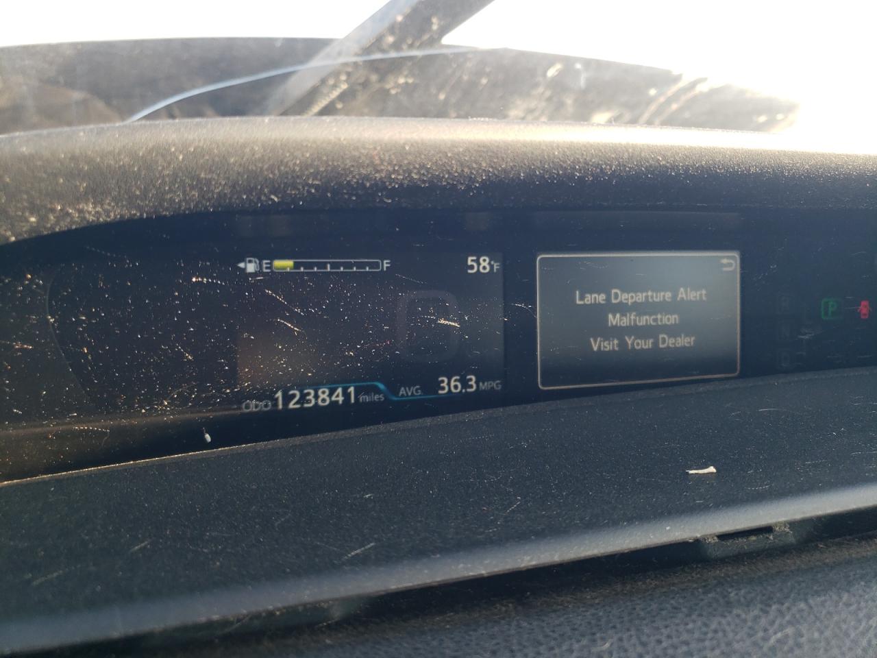 2019 Toyota Prius - Image 9