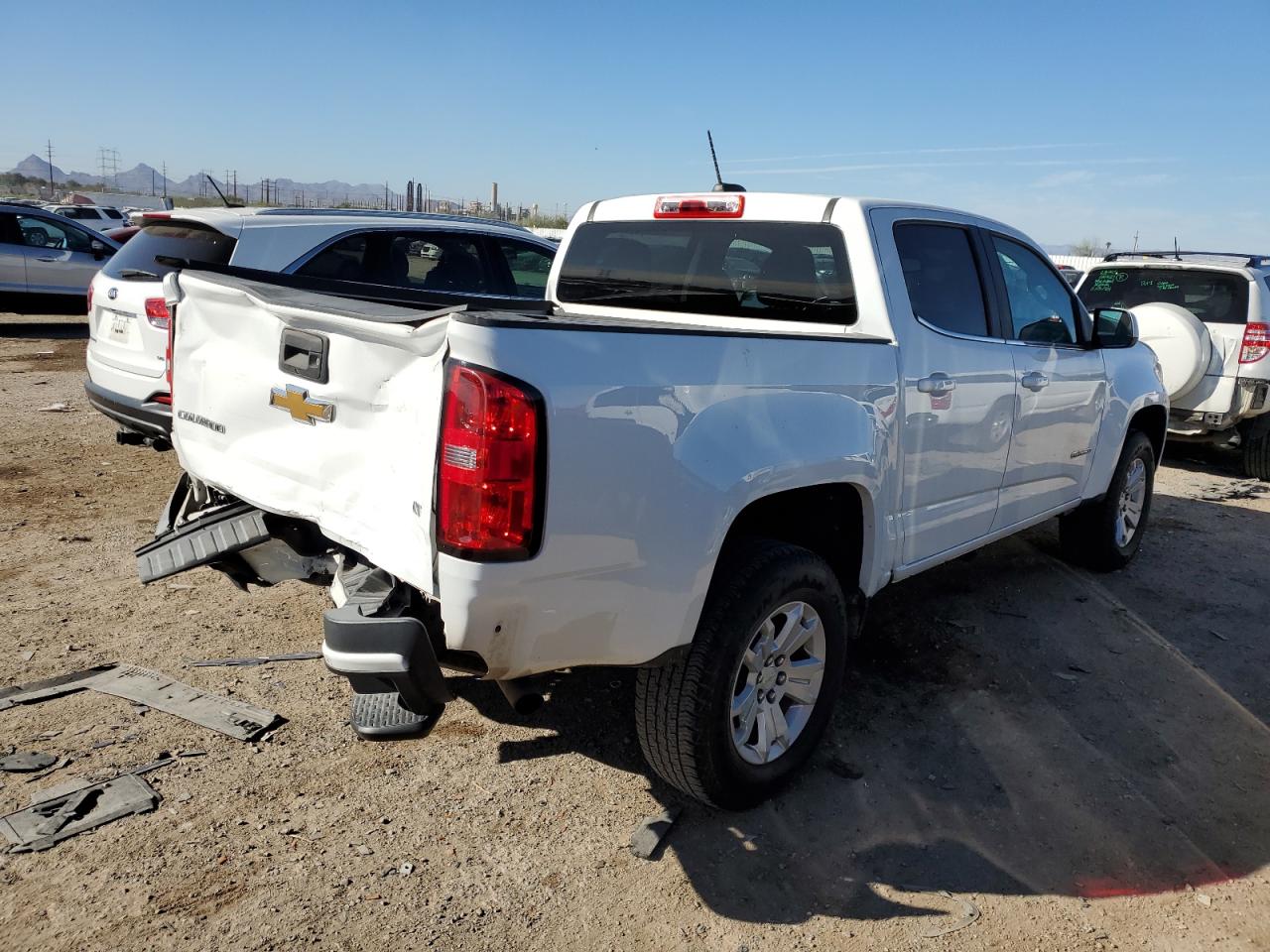 2016 Chevrolet Colorado - Image 3