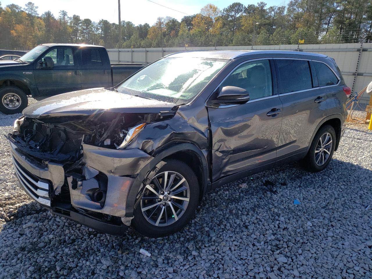 2018 TOYOTA HIGHLANDER