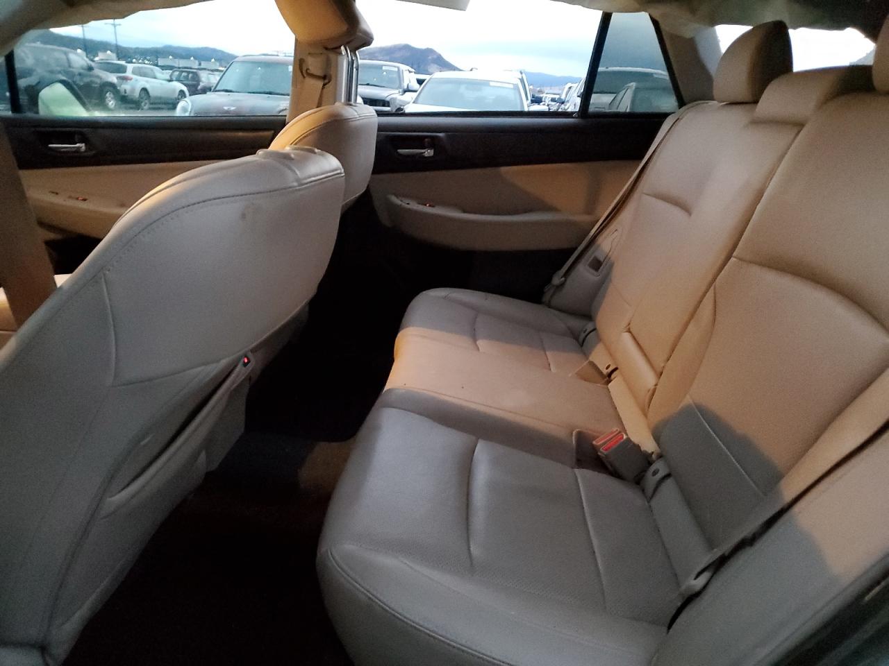 2016 Subaru Outback - Image 11