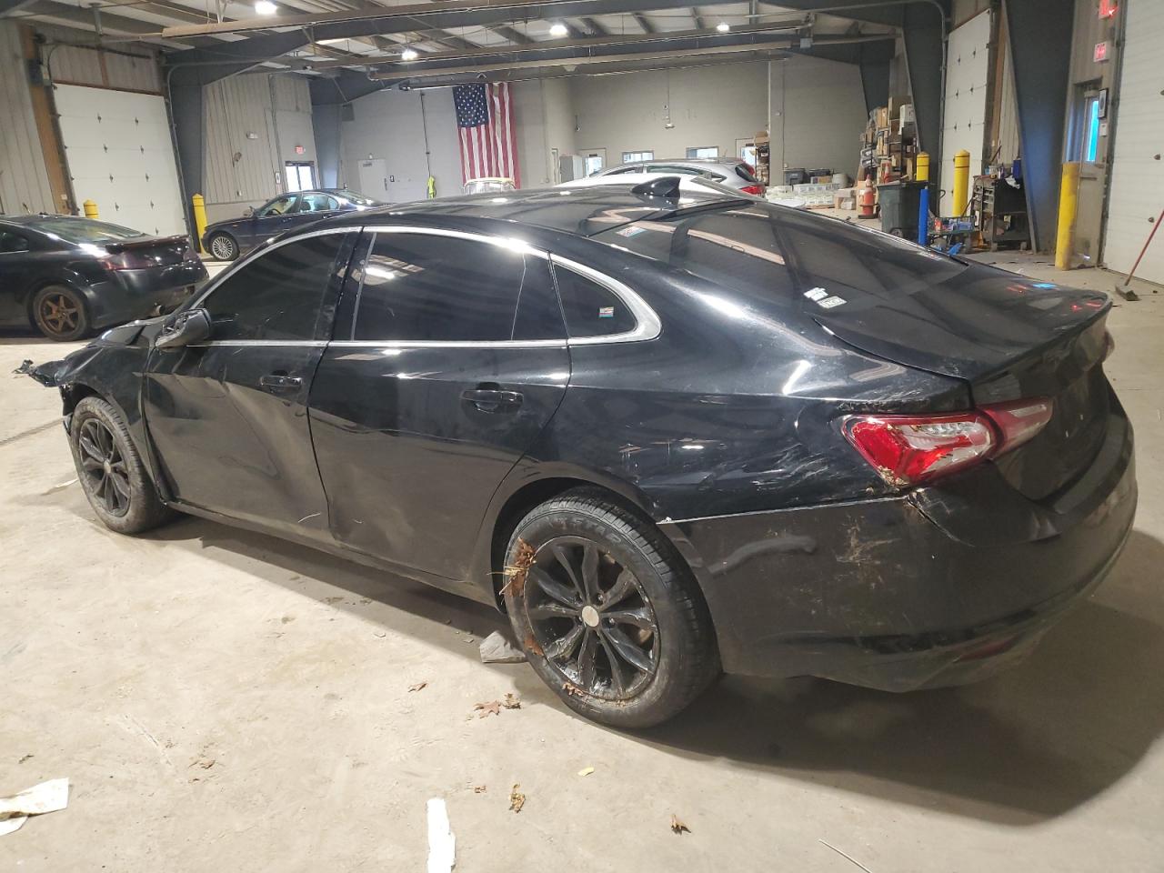 2020 Chevrolet Malibu - Image 2