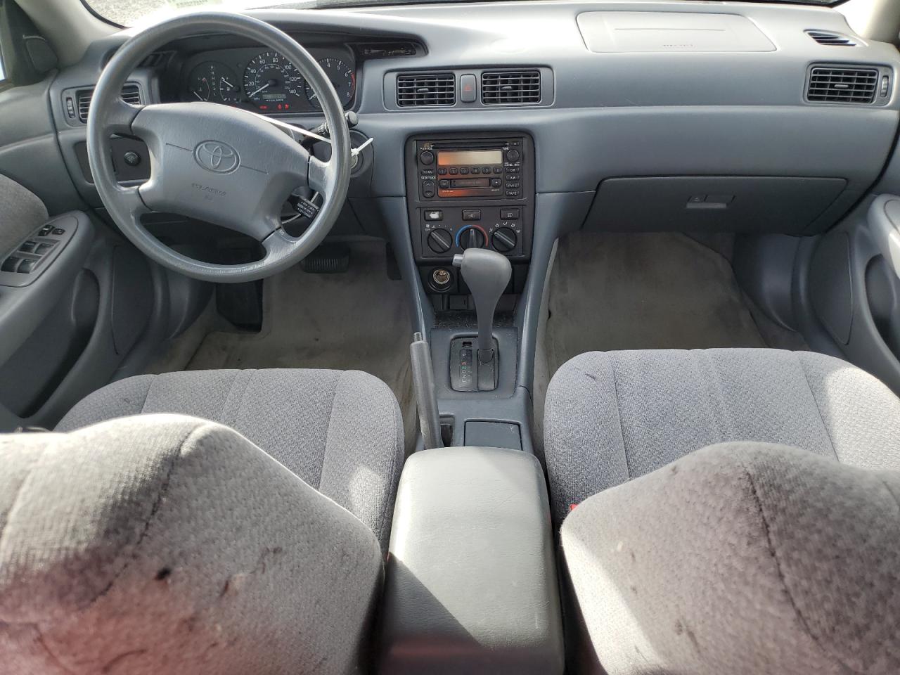 2001 Toyota Camry - Image 8