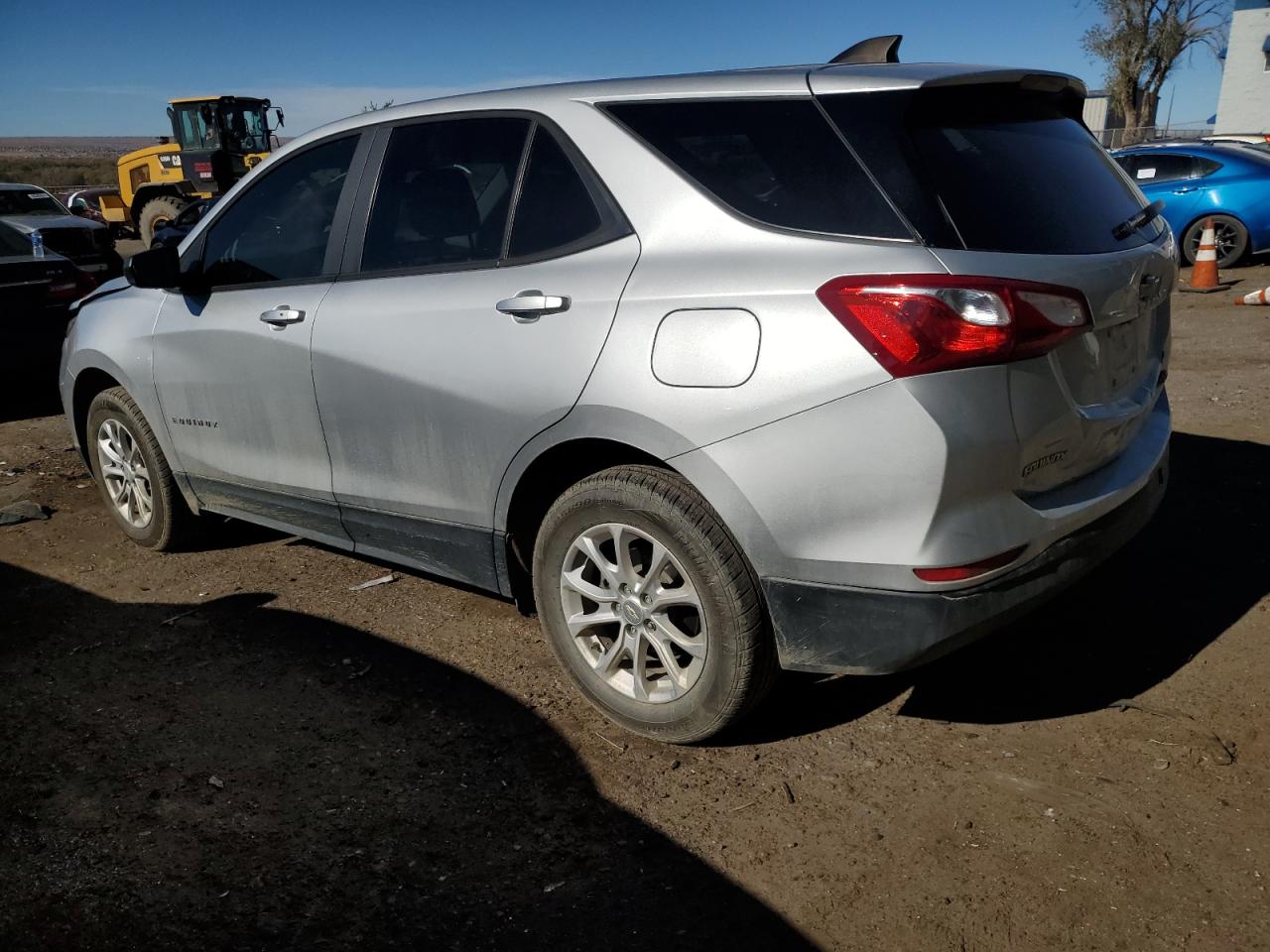 2020 Chevrolet Equinox - Image 2