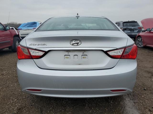  HYUNDAI SONATA 2013 Серебристый