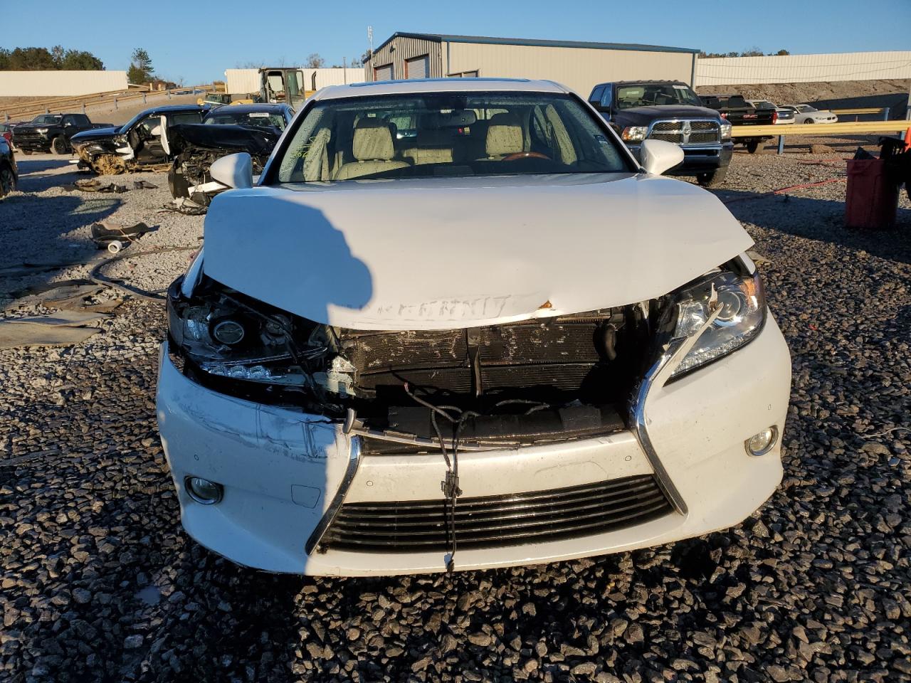 2013 Lexus ES - Image 5