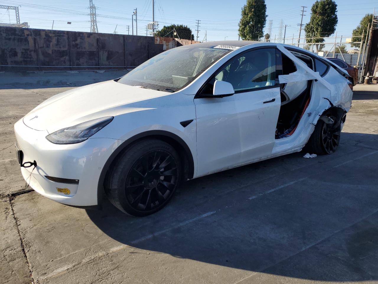 2022 Tesla Model Y VIN: 7SAYGDEE6NF346785 Lot: 79568954