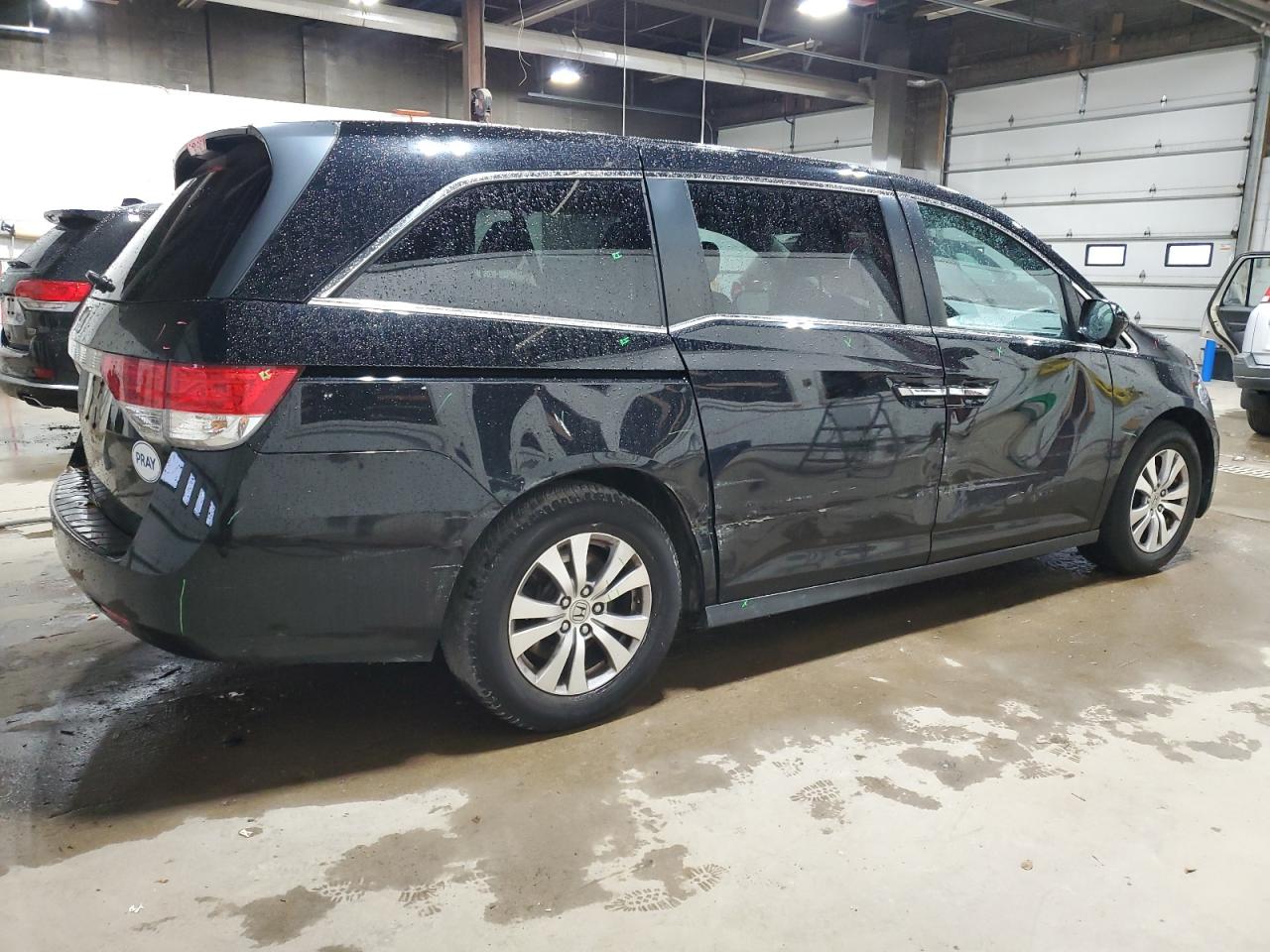 2016 Honda Odyssey - Image 3