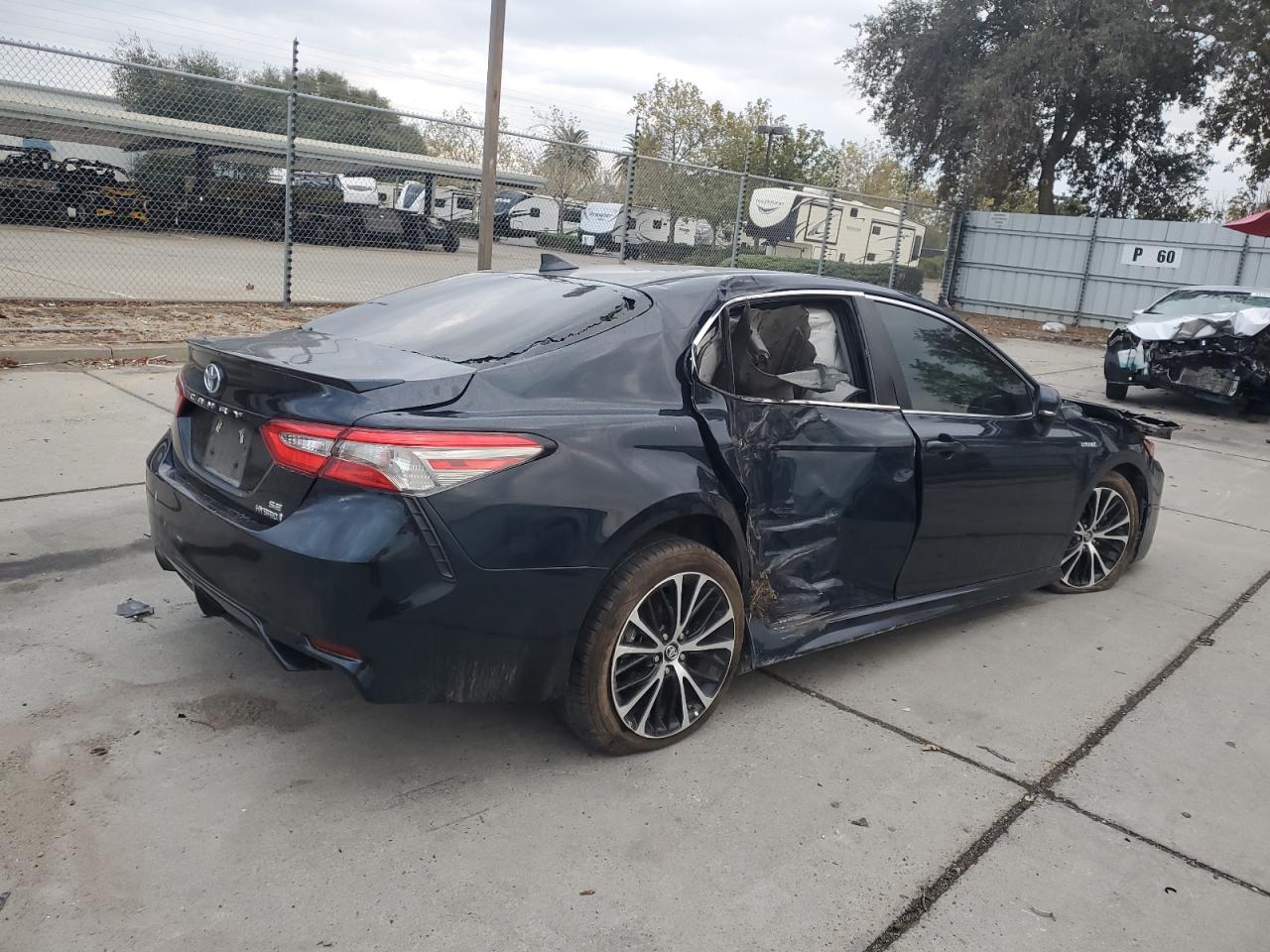 2018 Toyota Camry - Image 3