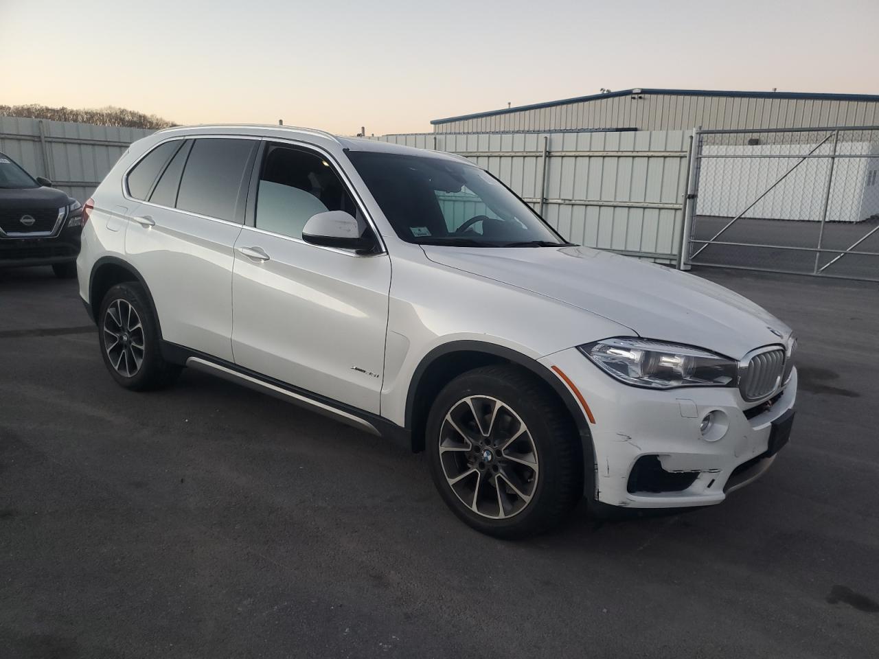 2017 BMW X5 - Image 4