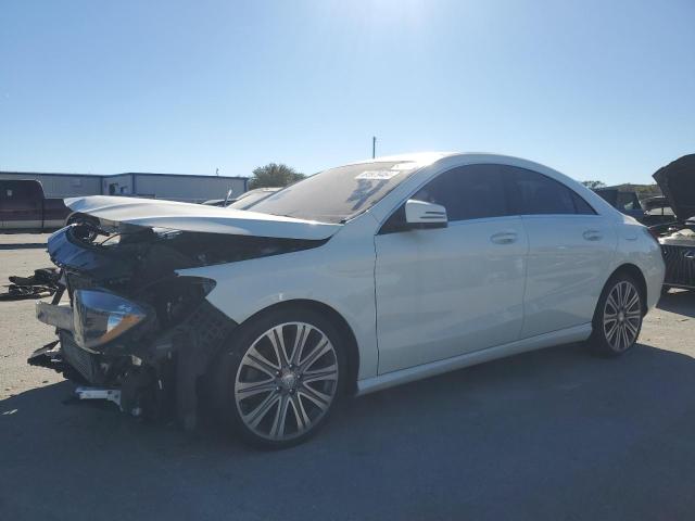 Sedans MERCEDES-BENZ CLA-CLASS 2017 White