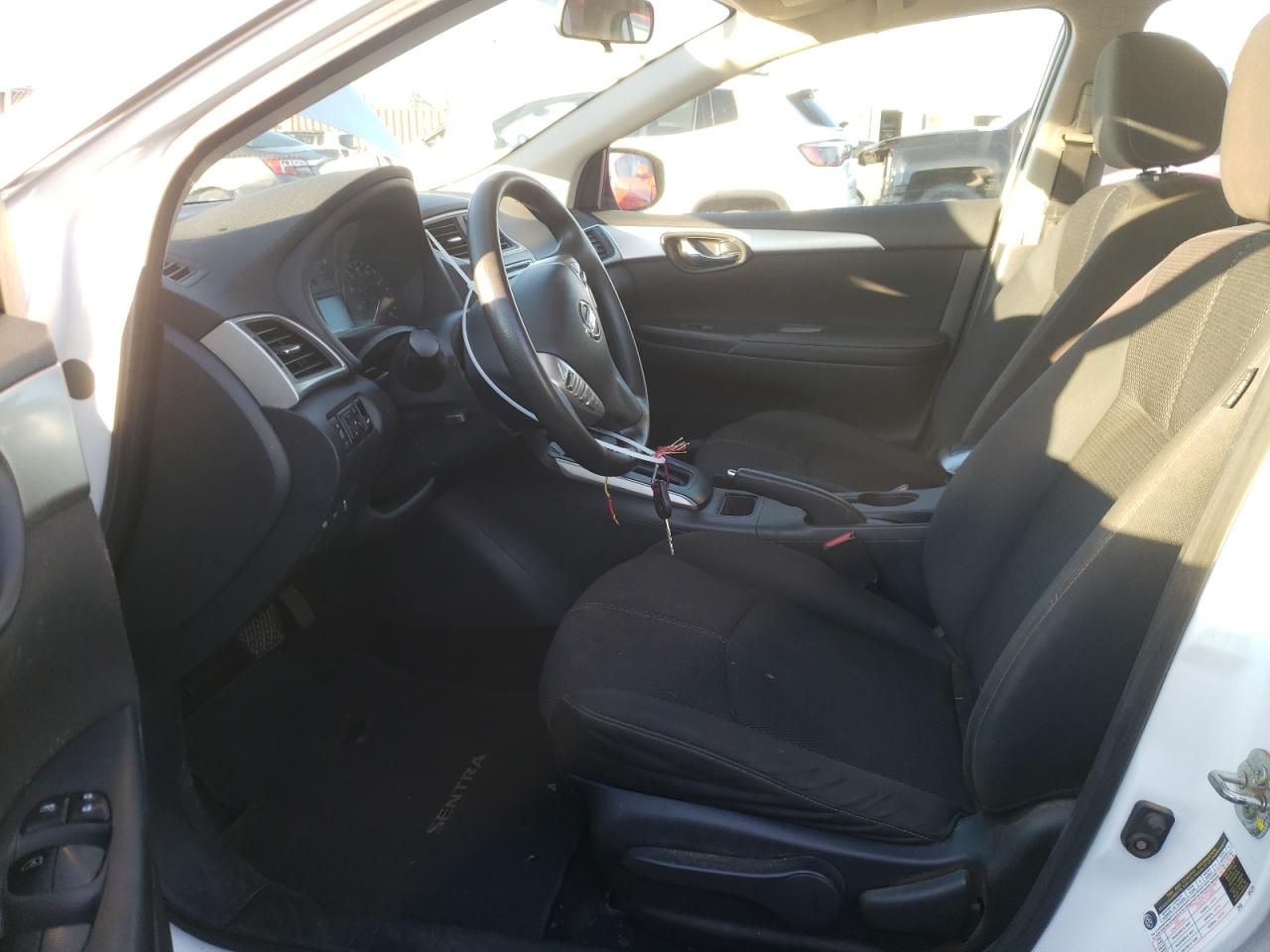 2017 Nissan Sentra - Image 7
