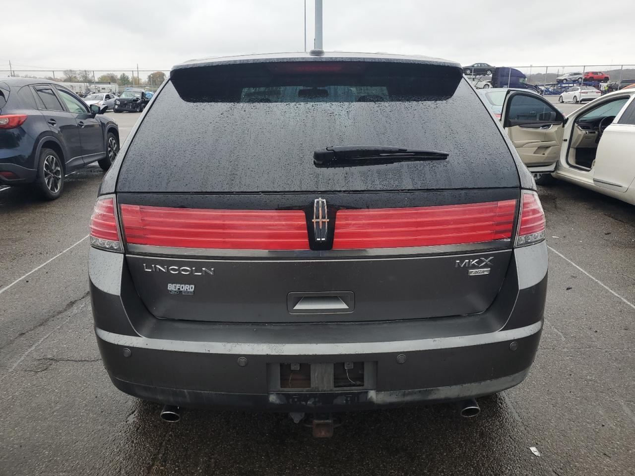 2010 Lincoln MKX - Image 6